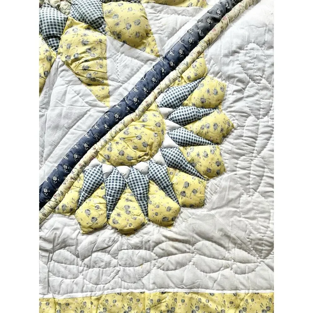 1990s Vintage Handmade Quilt Comforter Blanket 68”X86” Twin Yellow Blue Star Sun